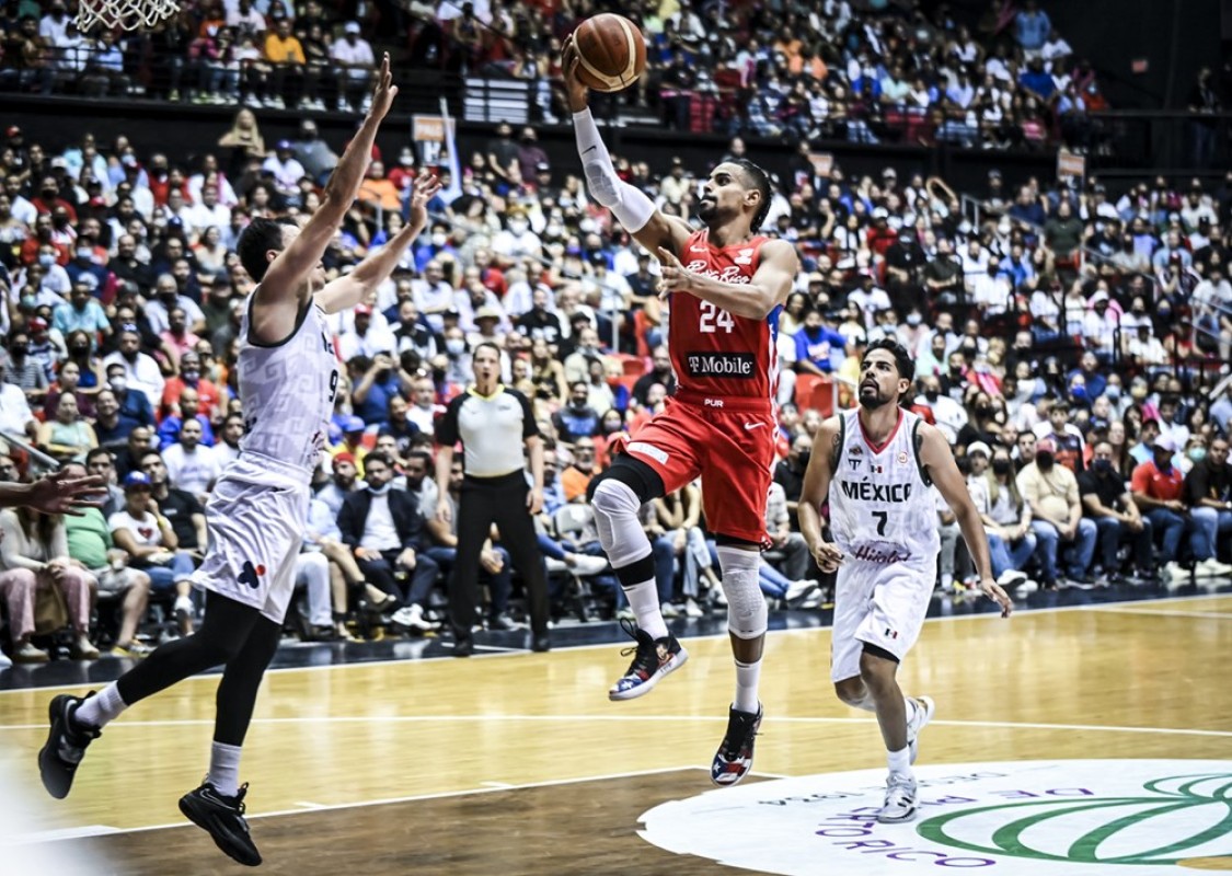 Clavell helped Puerto Rico obtain victory over Mexico in the selection